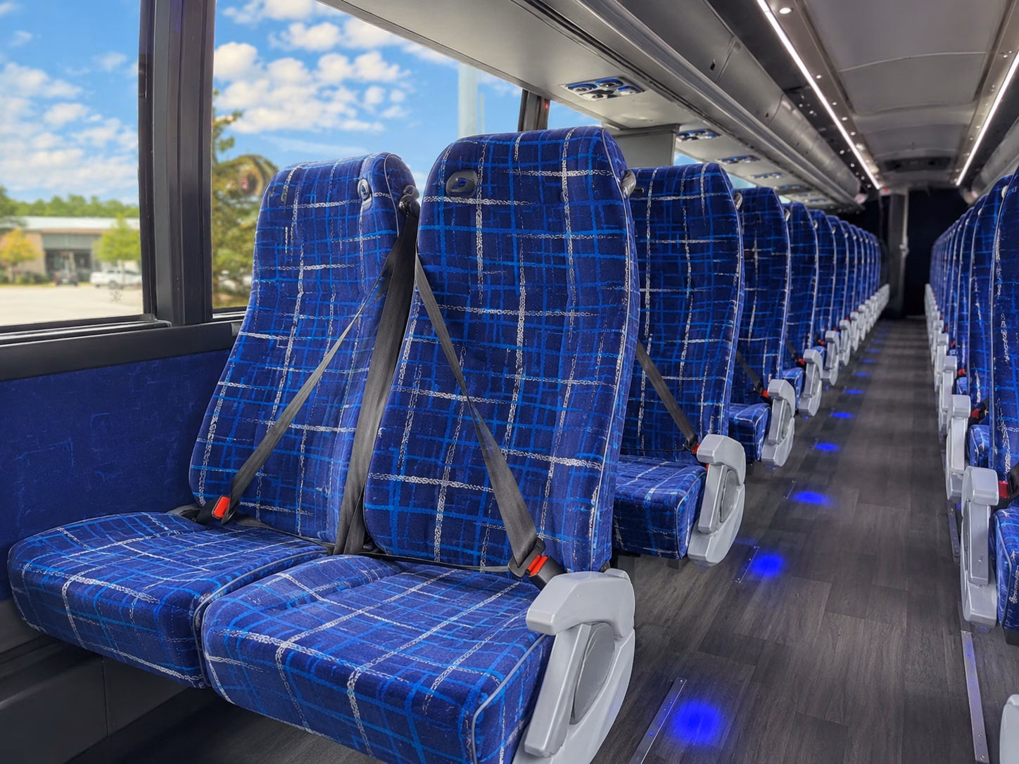 white plains bus rentals